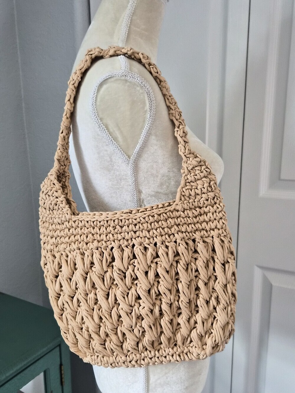 Tan Hand Crochet Raffia Shoulder Bag Coastal Grandma One Size